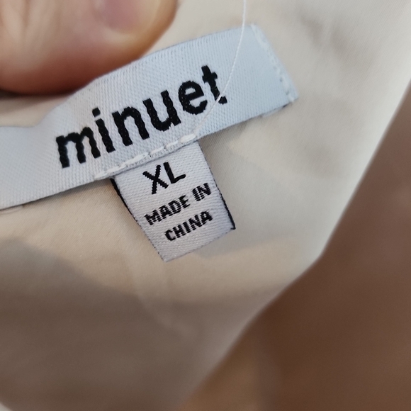 NWT Ivory Floral Embroidered Mesh Maternity Evening Gown - Picture 9 of 9